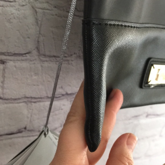 New GEOX Respira Black Shoulder Bag Triple Use - Picture 13 of 15